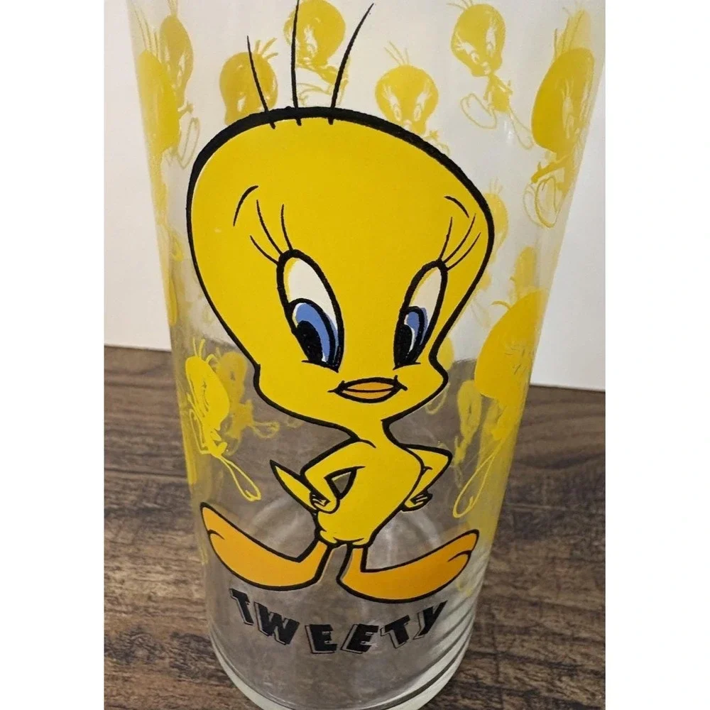 Vintage Tweety All Over Print Drinking Glass Warner Bros Looney Tunes